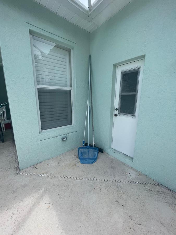 Port St. Lucie The Wetspot Entertainmentヴィラ エクステリア 写真